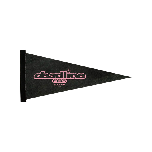 Black pennant flag with BLACKPINK and DEADLINE World Tour logo printed on the front in pink.